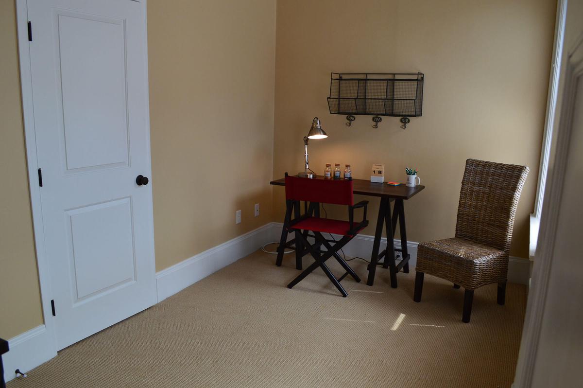 Interior photo 24